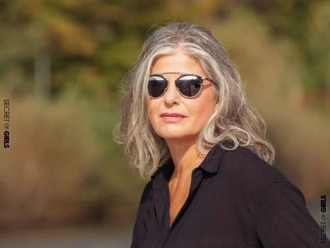 21 LONG HAİRSTYLES THAT ARE PERFECT FOR WOMEN OVER 50 